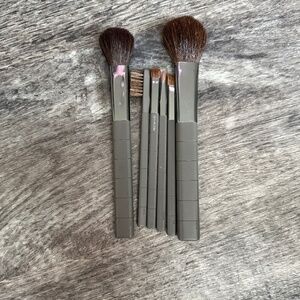 UNUSED Vintage Prescriptives Make Up Classic Brush Collection Set Stand Case